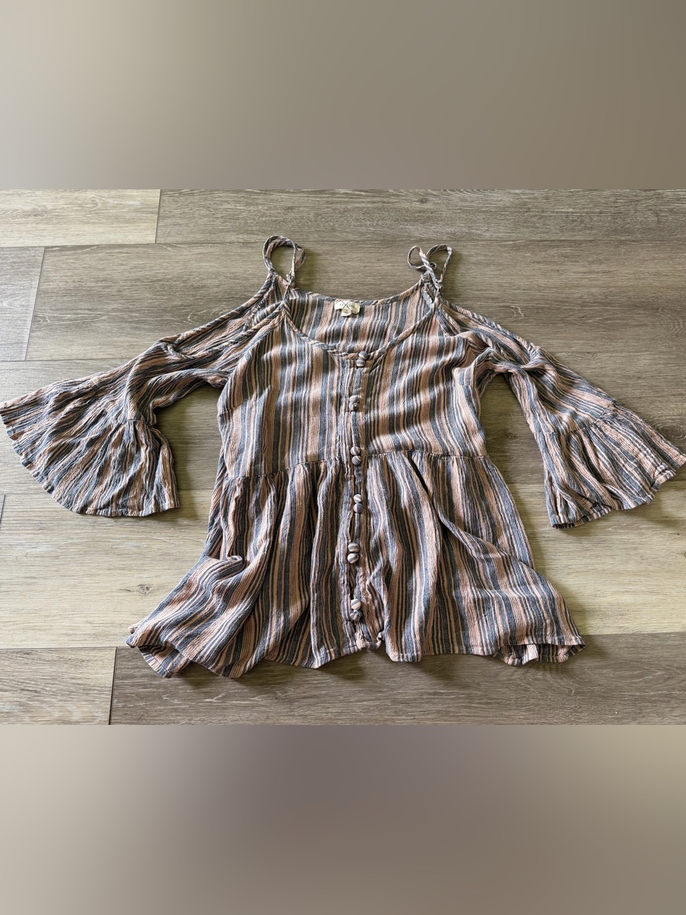 En Crème Striped Boho Babydoll Top - Size Small